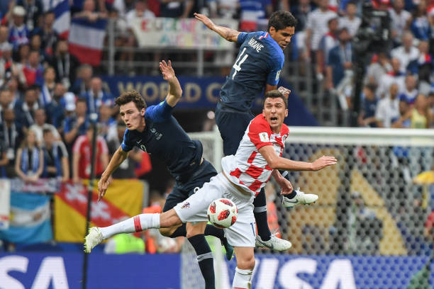 配置的中场 配置的中场